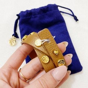Tory Burch Jewelry - NWT Tory Burch Leather Wrap Stud Logo Bracelet Tory Burch Jewelry - NWT Tory Burch Leather Wrap Stud Logo Bracelet